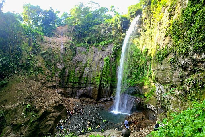 Napuru Waterfall Cascade