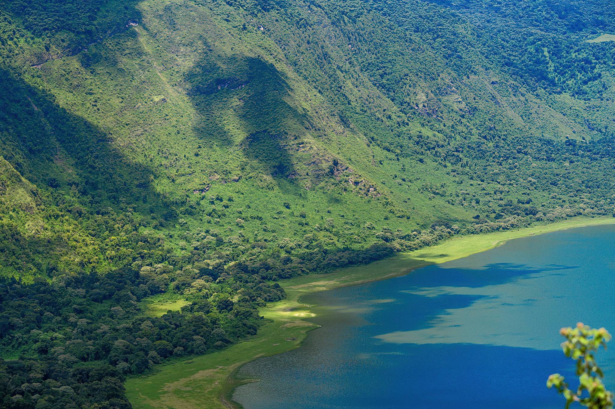 Olmoti Crater Caldera